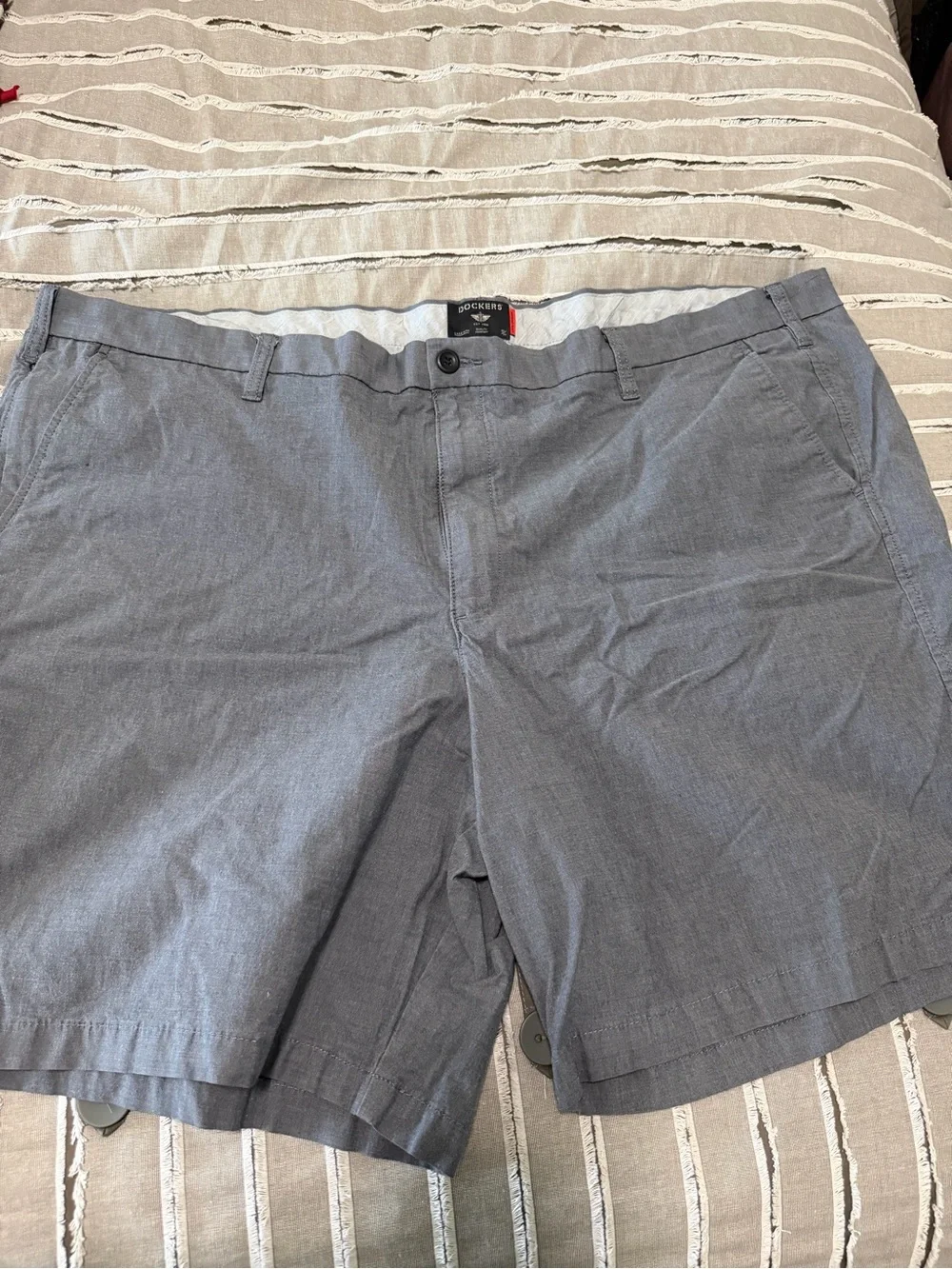 Dockers Men's Gray Flat-Front Chino Shorts
